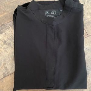 Women’s dig scrub top oversized fit